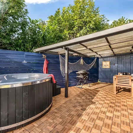Casa vacanze With Hot Tub In A Scenic Retreat Haderslev